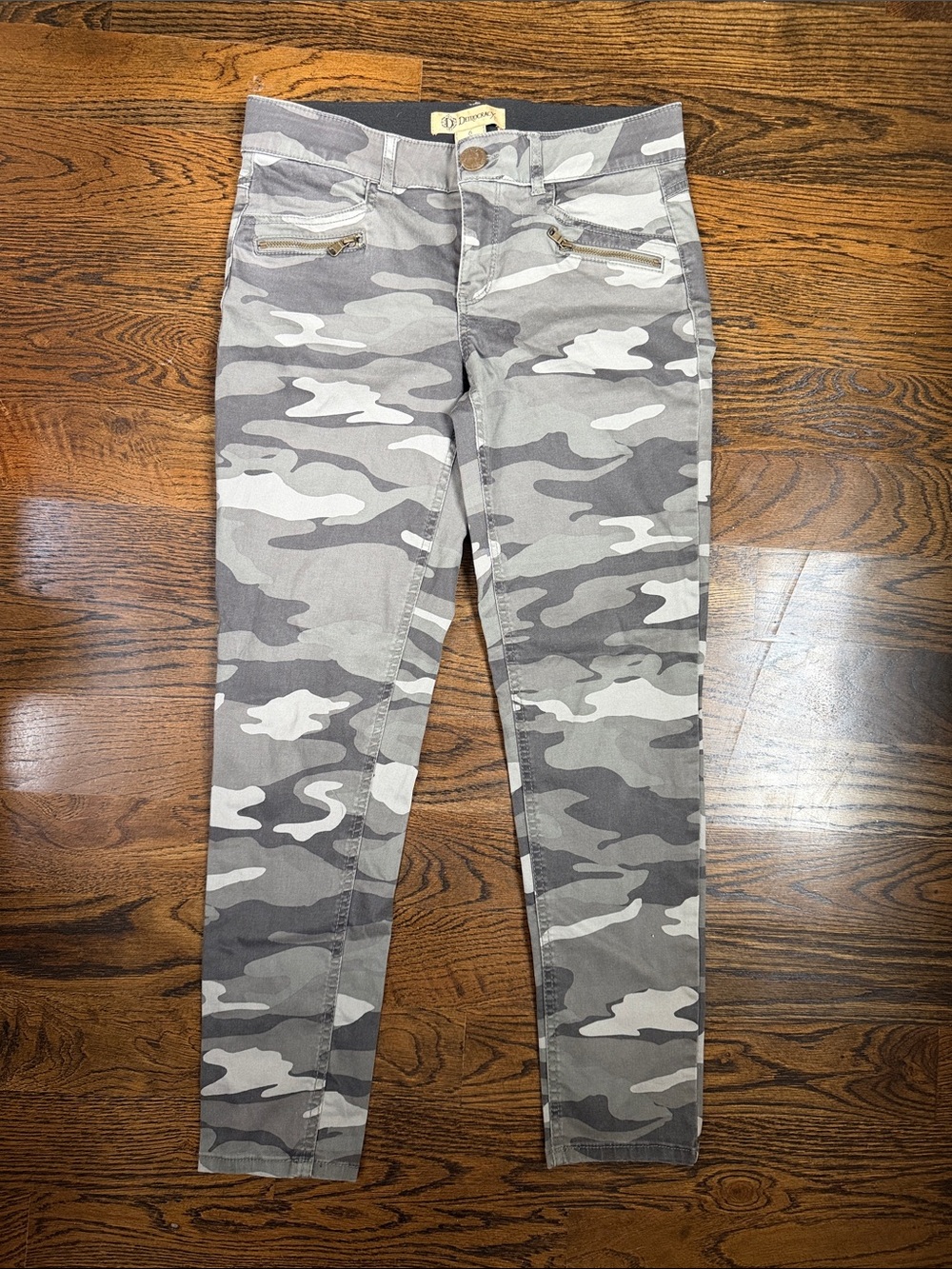Democracy Camouflage Pant Size 6